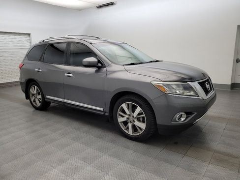 Used 2015 Nissan Pathfinder Platinum AWD/4WD image 11