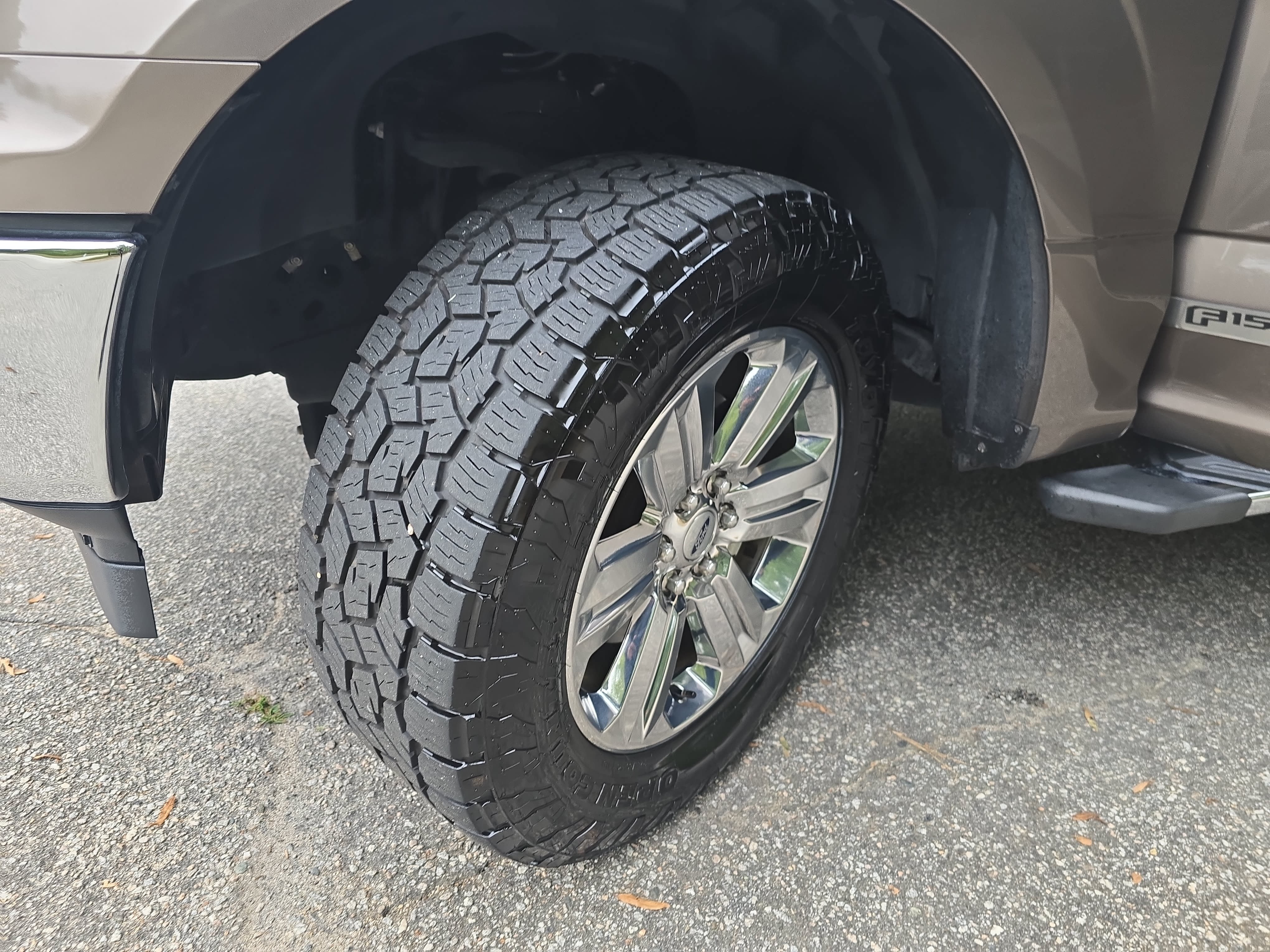 Used 2019 Ford F150 XLT w/ Equipment Group 302A Luxury AWD/4WD image 31