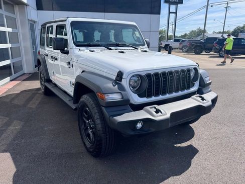 Used 2026 Jeep Wrangler Unlimited Sport AWD/4WD image 7