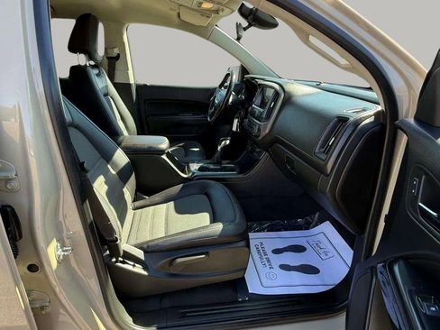 Used 2022 GMC Canyon AT4 w/ Driver Alert Package image 12