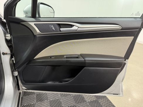 Used 2018 Ford Fusion S image 28