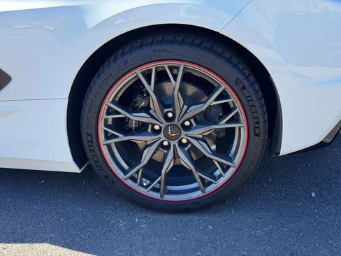 Used 2025 Chevrolet Corvette Stingray Coupe w/ 1LT image 37