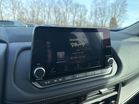 Used 2026 Nissan Rogue S image 28