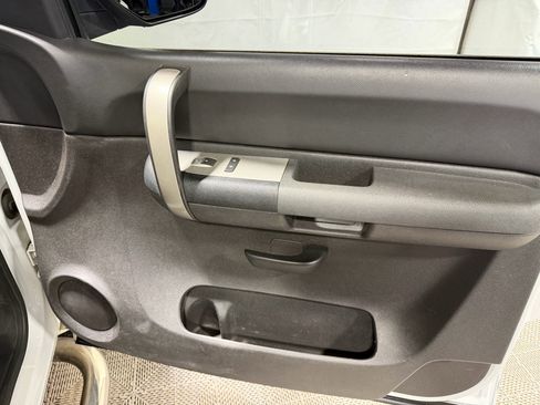 Used 2009 Chevrolet Silverado 1500 LT w/ Power Pack Plus image 13