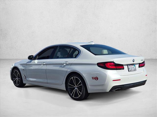 Used 2023 BMW 530e w/ Premium Package RWD image 7