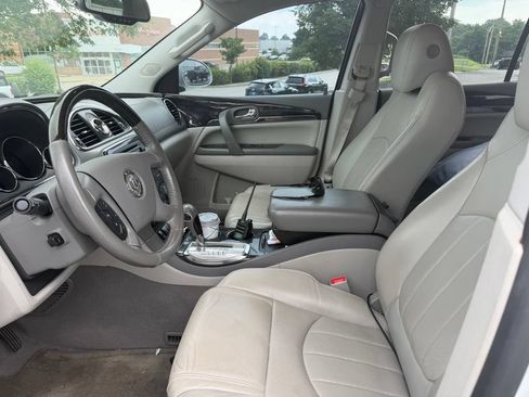 Used 2017 Buick Enclave Premium AWD/4WD image 5