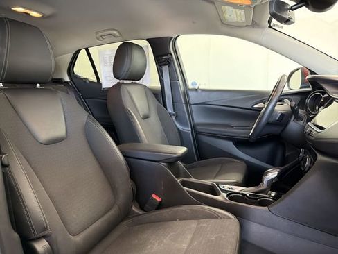 Certified 2021 Buick Encore GX Preferred w/ Sport Touring Package FWD image 18