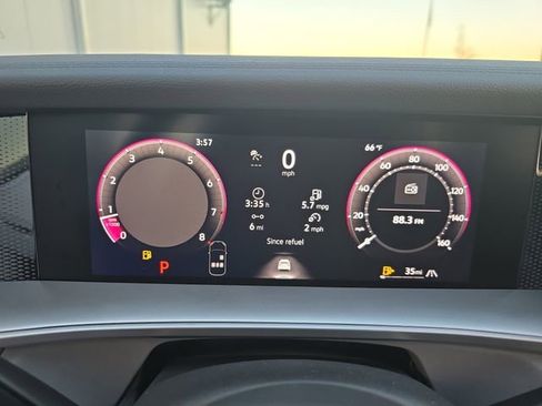 New 2026 Volkswagen Tiguan SE AWD/4WD image 10
