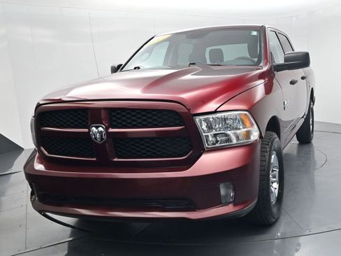 Used 2017 RAM 1500 Express image 3