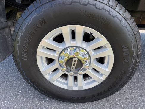 Used 2019 Ford F250 XLT w/ XLT Value Package AWD/4WD image 31