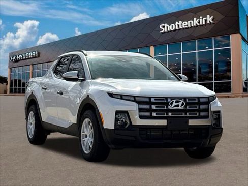 Used 2025 Hyundai Santa Cruz SEL image 3