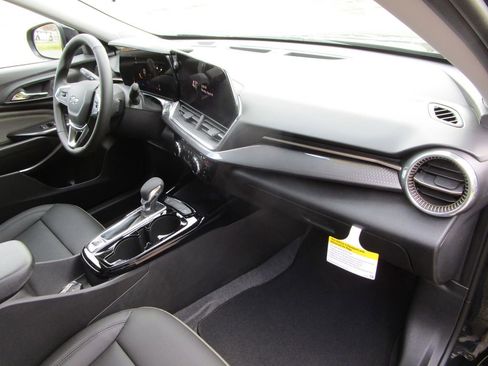 New 2026 Chevrolet Trax ACTIV w/ Driver Confidence Package image 20