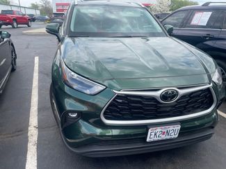 Used 2023 Toyota Highlander XLE video 1