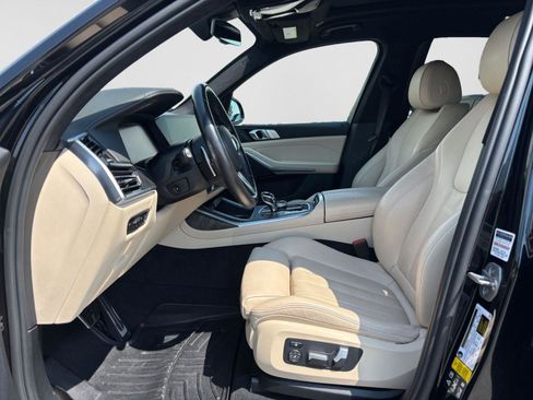 Used 2022 BMW X7 xDrive40i w/ M Sport Package AWD/4WD image 10