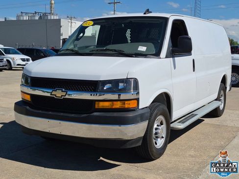 Certified 2024 Chevrolet Express 2500 w/ Driver Convenience Package RWD image 3