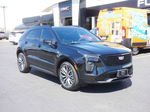Used 2024 Cadillac XT4 Sport AWD/4WD image 2