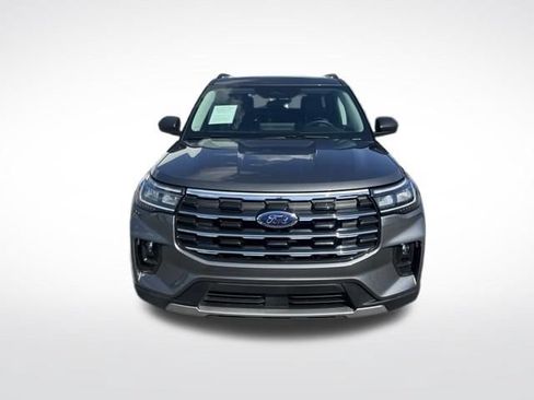 Certified 2025 Ford Explorer Active w/ Active Comfort Package AWD/4WD image 2