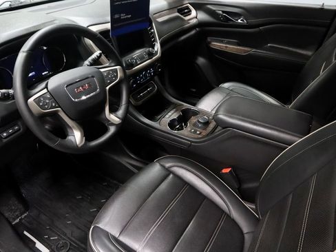 Used 2023 GMC Acadia Denali w/ Denali Ultimate Package AWD/4WD image 23