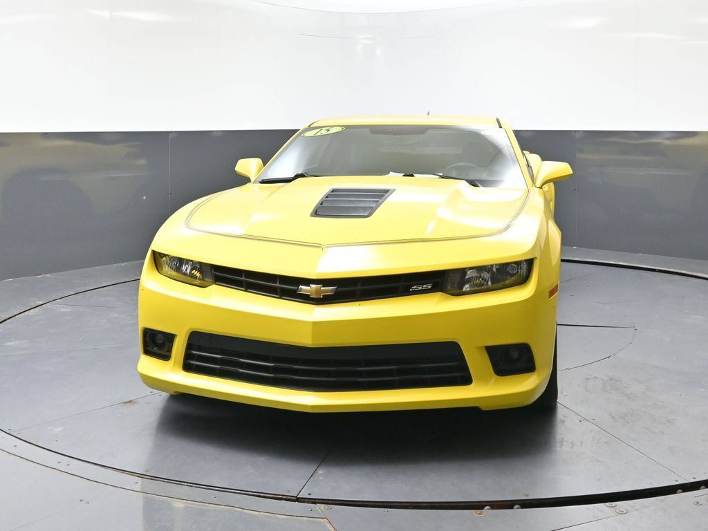 Used 2015 Chevrolet Camaro SS RWD image 4