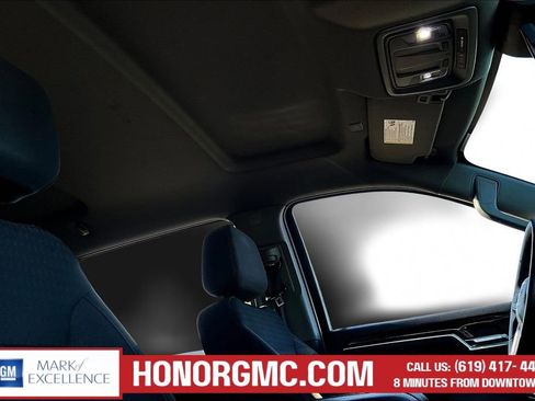 Used 2022 GMC Sierra 1500 Elevation image 27