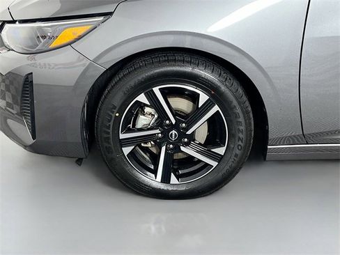 Used 2024 Nissan Sentra SV image 25