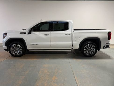 Used 2024 GMC Sierra 1500 Denali w/ Denali Reserve Package AWD/4WD image 2