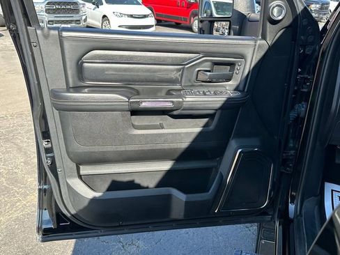 Used 2023 RAM 3500 Limited image 29