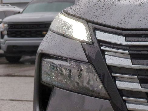 Certified 2025 Nissan Rogue SL image 10