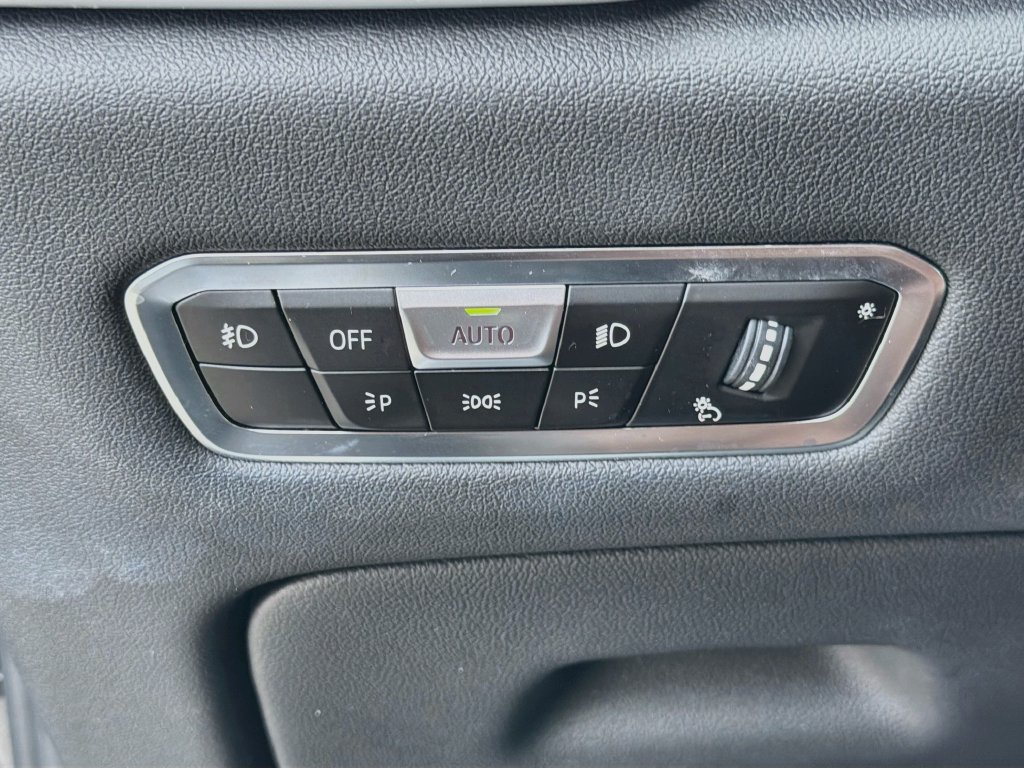 Used 2020 BMW X5 sDrive40i w/ Convenience Package RWD image 36