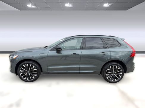 New 2026 Volvo XC60 T8 Ultra w/ Climate Package AWD/4WD image 2