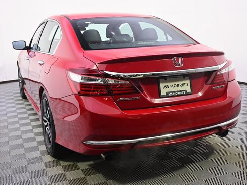 Used 2016 Honda Accord Sport image 4