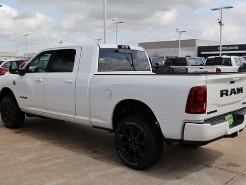 New 2026 RAM 2500 Laramie w/ Night Edition AWD/4WD image 4