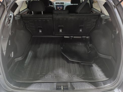 Used 2018 Subaru Outback 2.5i Premium AWD/4WD image 13