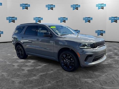 Used 2025 Dodge Durango GT w/ Blacktop Package AWD/4WD image 8
