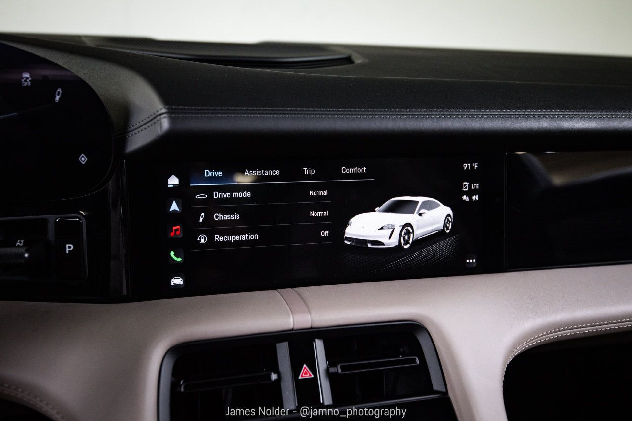 Certified 2023 Porsche Taycan RWD image 18
