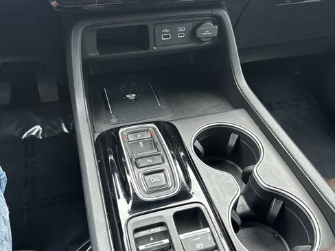 Used 2023 Honda Pilot Elite image 26