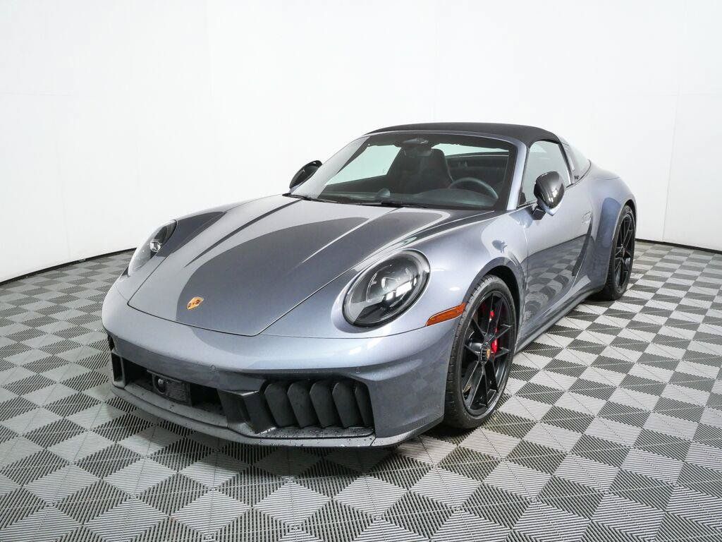 Certified 2026 Porsche 911 Targa 4 GTS AWD/4WD image 1