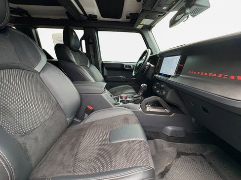 Used 2025 Ford Bronco Raptor w/ Interior Carbon Fiber Pack AWD/4WD image 30