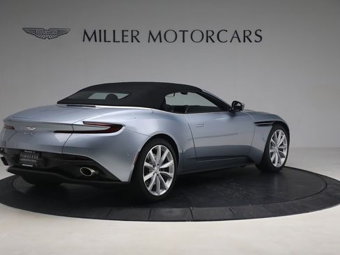Used 2019 Aston Martin DB11 Volante image 17