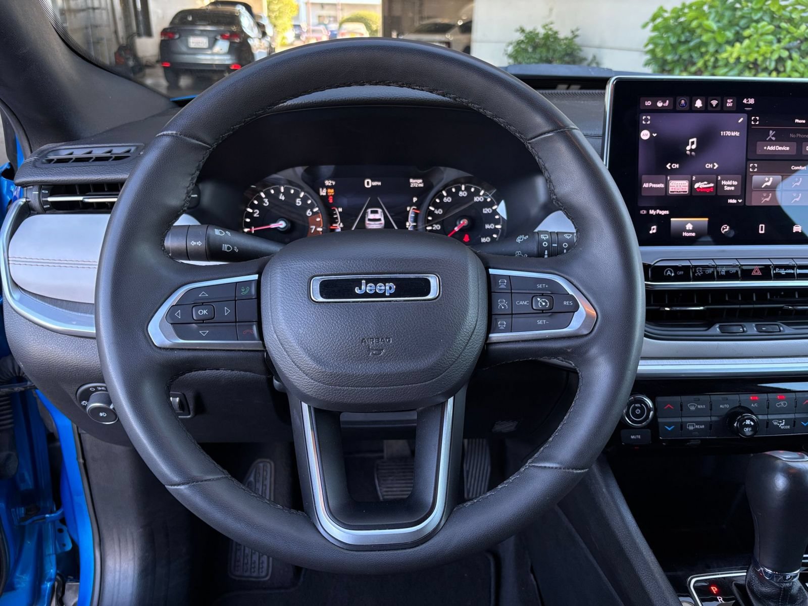 Used 2025 Jeep Compass Limited AWD/4WD image 28