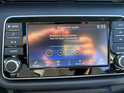 New 2025 Nissan Kicks Play S image 16