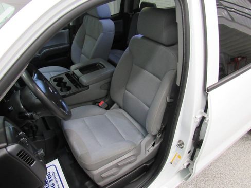 Used 2019 Chevrolet Silverado 2500 W/T image 35