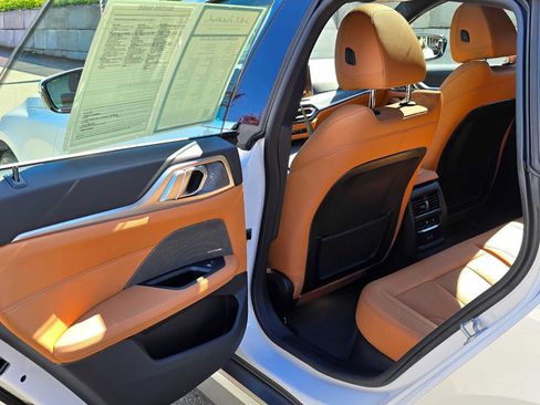 Used 2023 BMW i4 eDrive35 w/ Premium Package RWD image 15