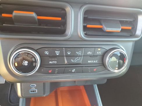 Used 2023 Ford Maverick XLT w/ Equipment Group 300A Standard AWD/4WD image 17