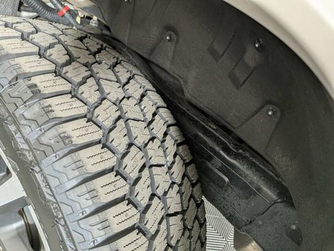 Used 2025 Toyota 4Runner TRD Sport AWD/4WD image 16