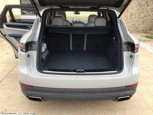 Used 2021 Porsche Cayenne AWD/4WD image 15