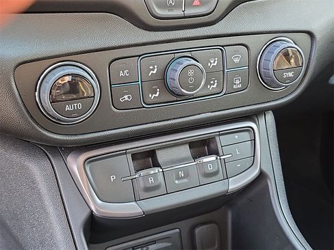 Used 2024 GMC Terrain AT4 w/ Infotainment Package II image 16