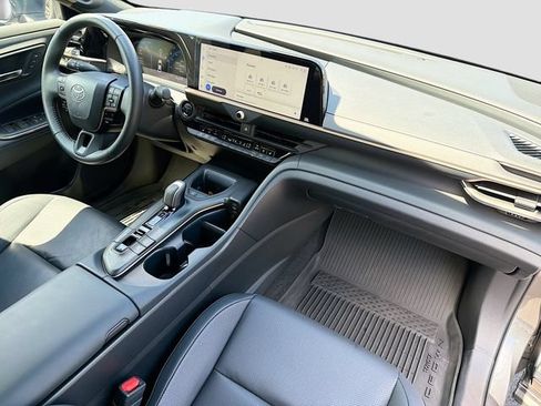 Used 2023 Toyota Crown w/ Advanced Technology Package AWD/4WD image 27