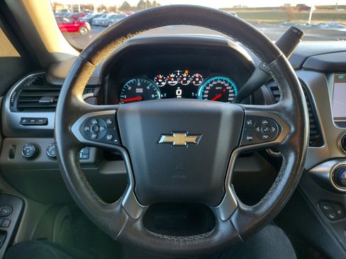 Used 2016 Chevrolet Suburban LTZ image 7