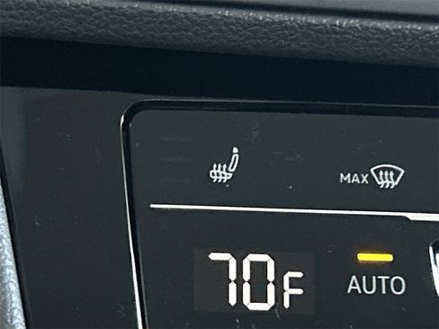 New 2026 Volkswagen Jetta SE image 30